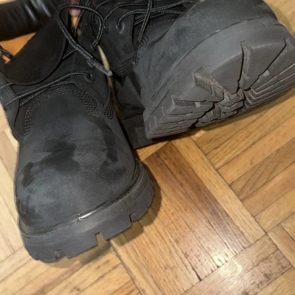 Timberland Black Boots - Picture 12 of 12
